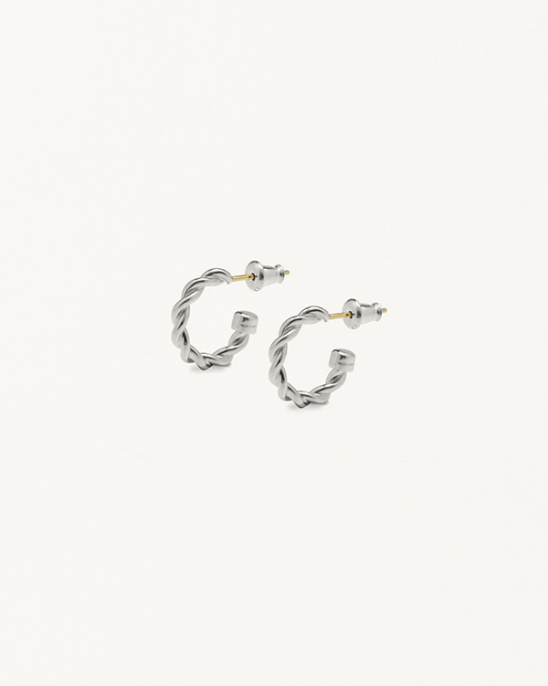 FORSOMEONE TWIST EARRINGS SILVER25300円